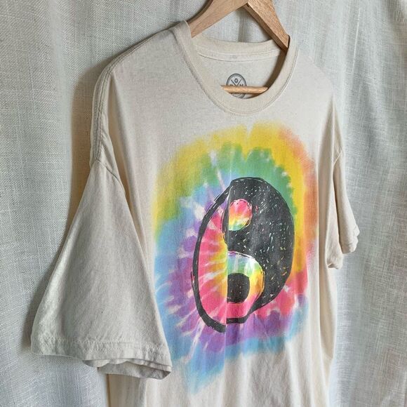 Tie Dye Yin Yang Graphic Tee Mens Size XL Vintage Y2K Festival Hippie Boho DOM - Picture 10 of 15